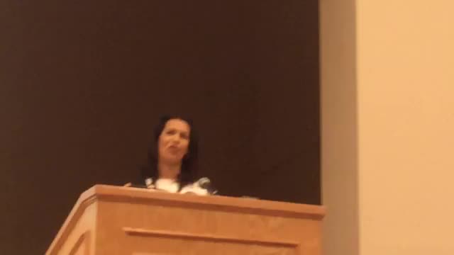 CNN’s Fredricka Whitfield speaks to UAPB students as part of communications month.