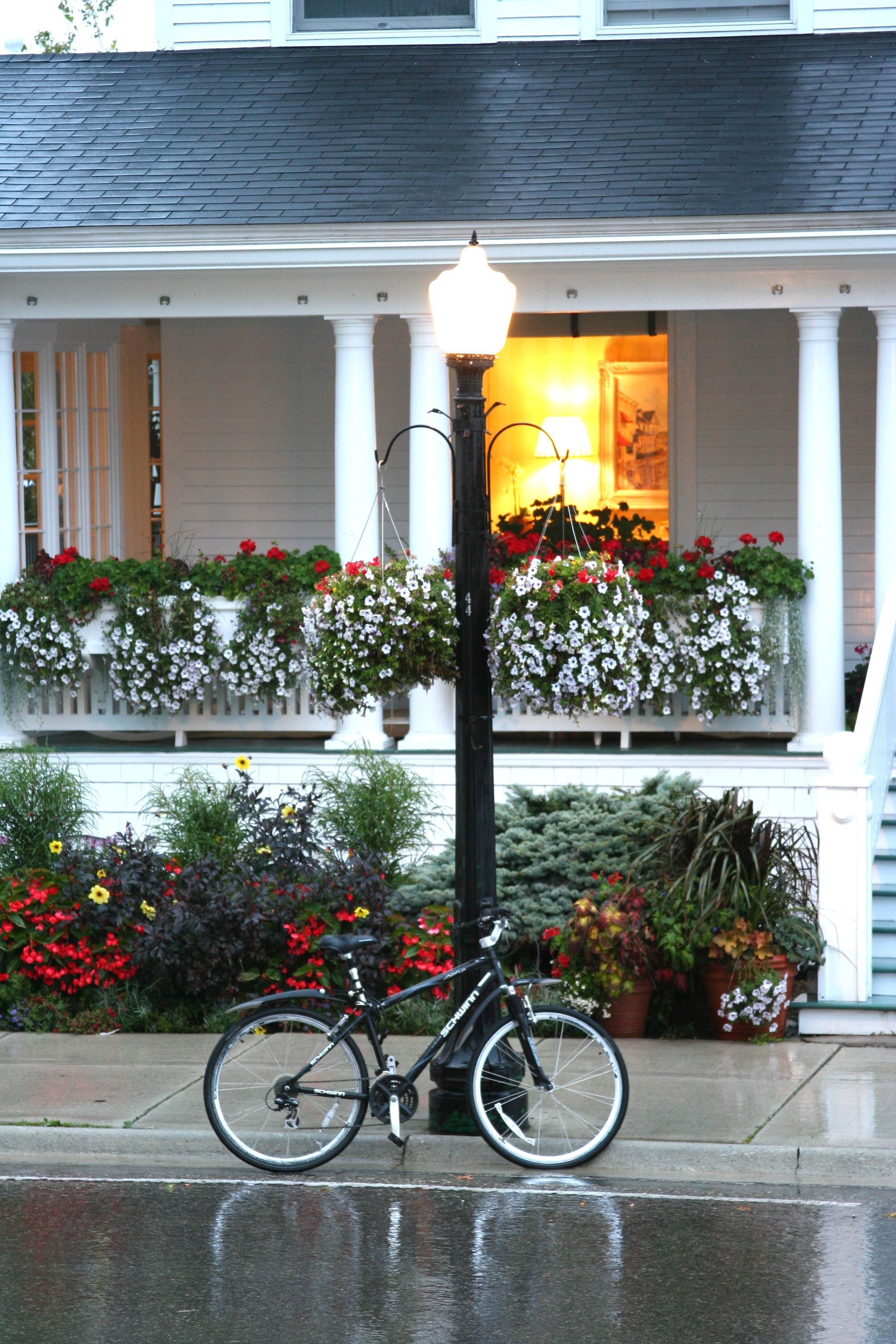 Networx: Give your house exterior a facelift