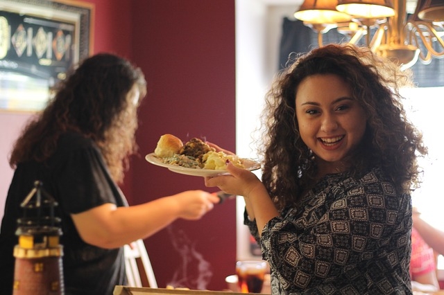 Here’s how to clapback at the holiday dinner table this year