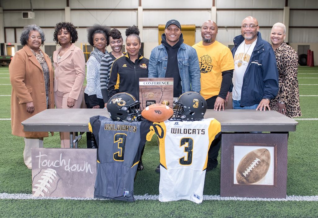 Watson Chapel’s Allen signs with UAPB