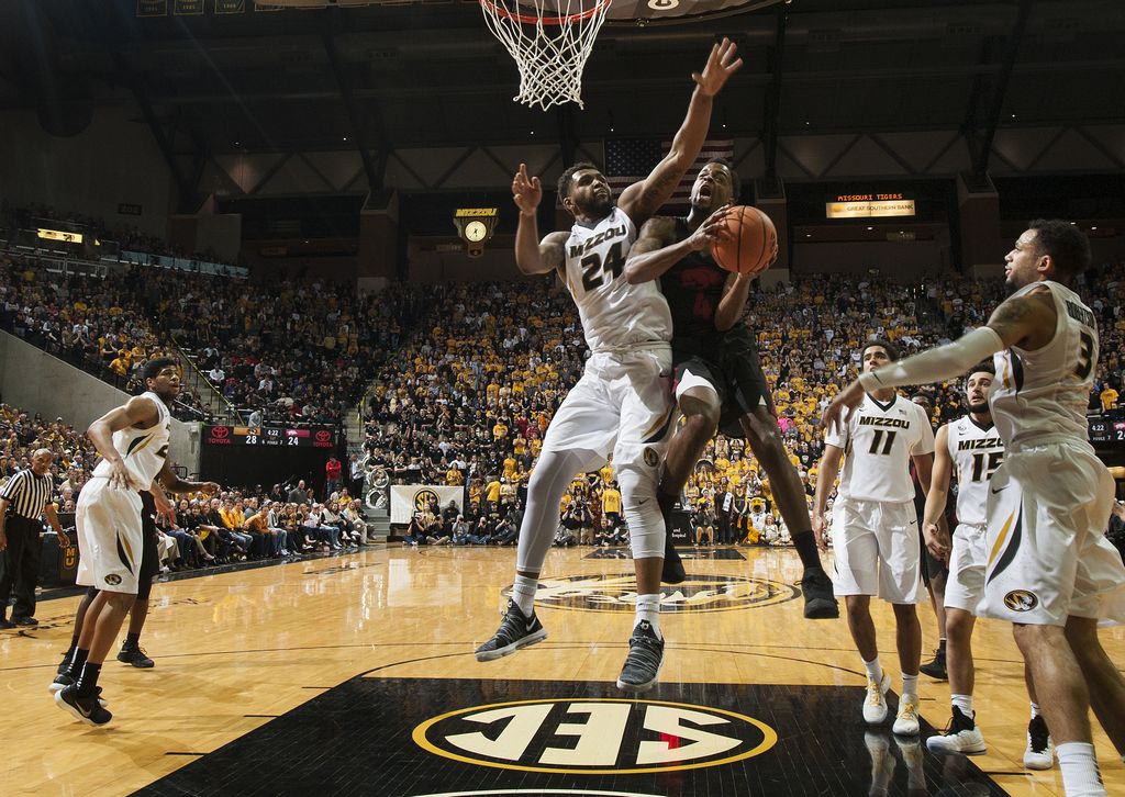 Missouri caps season with victory over Arkansas, 77-67