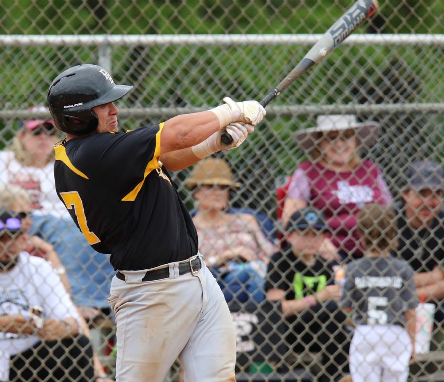 Southern shuts out Diamond Golden Lions Saturday