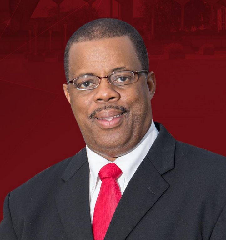 Former PD chief boots veteran alderman from council