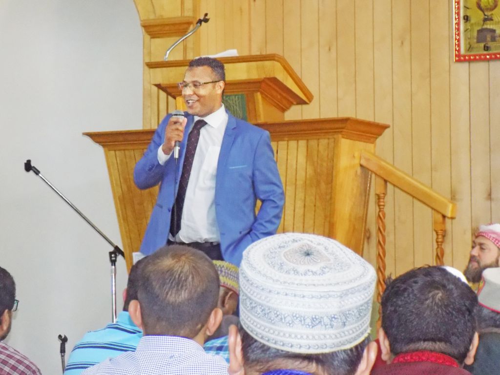 PB Muslim community celebrates, reaches out