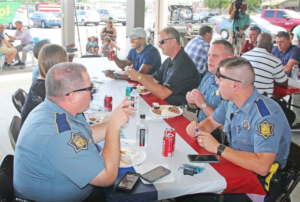 Ambulance service serves lunch to public safety officers