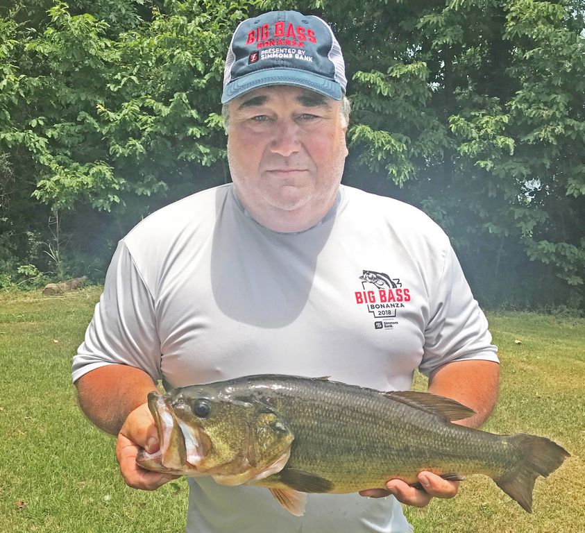 Camden man wins Big Bass Bonanza with PB fish