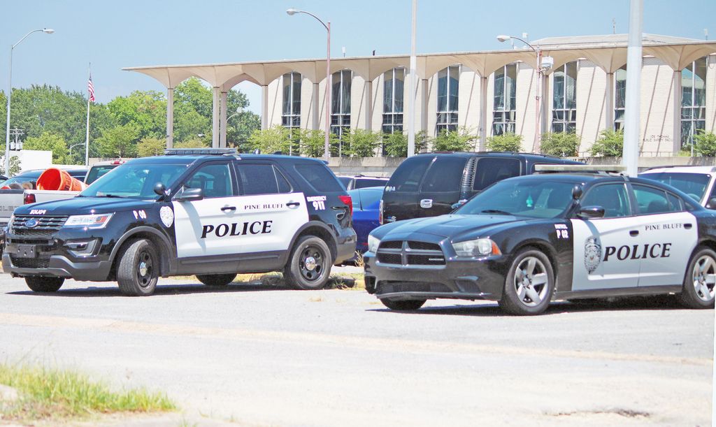 City to seek Go Forward’s help for PD, FD radios
