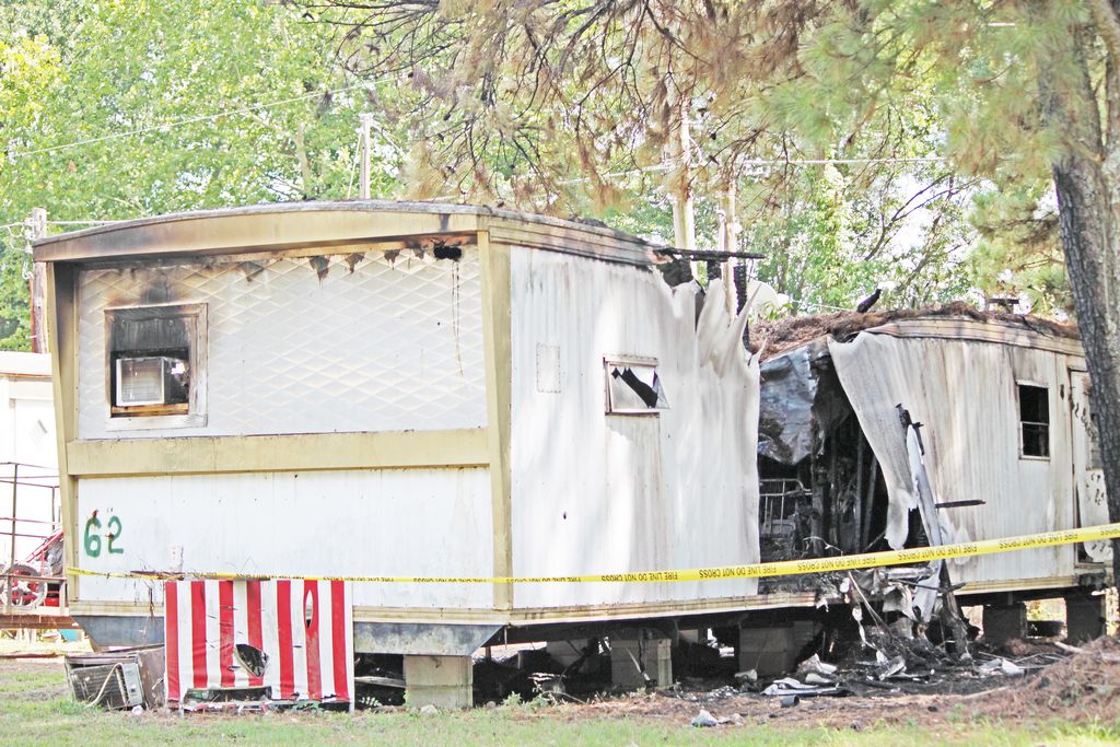 Fire claims 2 lives Monday at PB trailer park