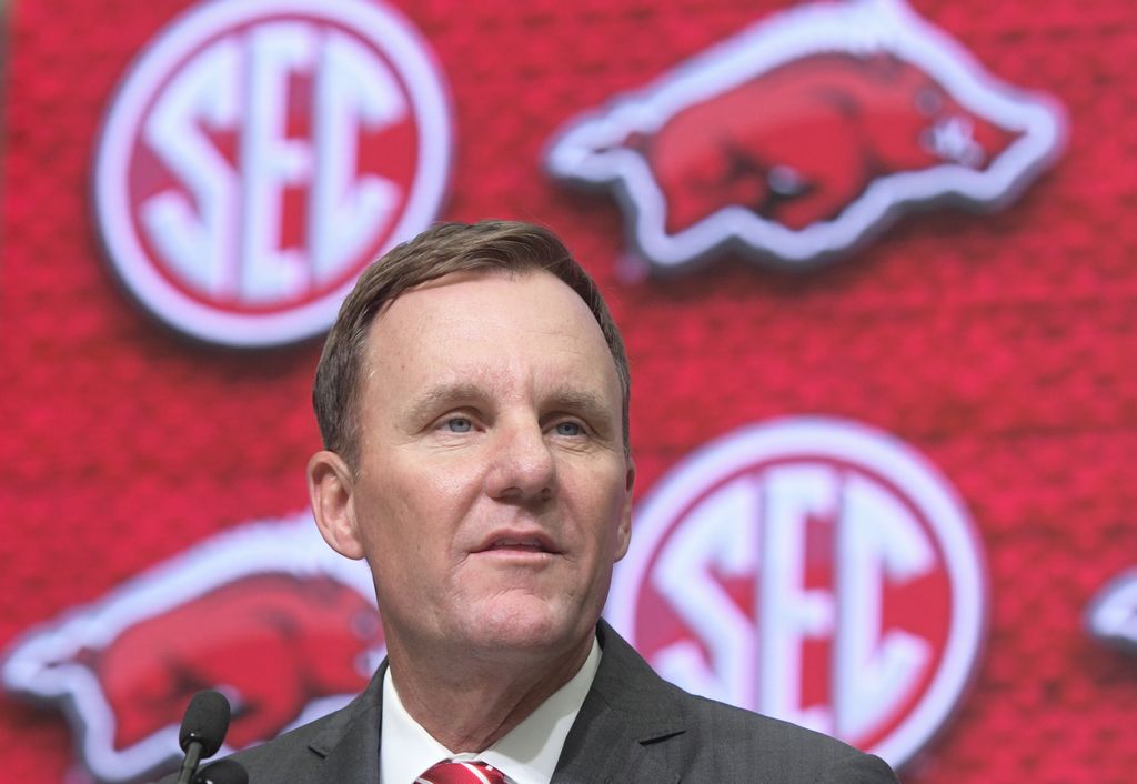 Expectations low for Arkansas entering Morris’ first season