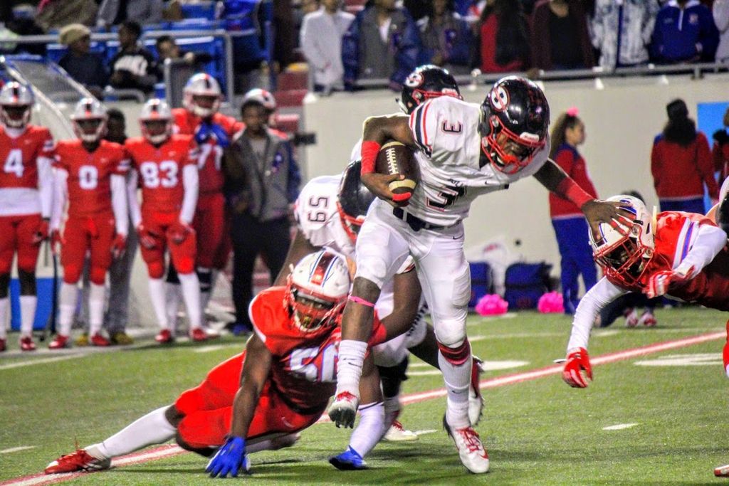 White Hall’s comeback cut short, LR Parkview wins 38-26