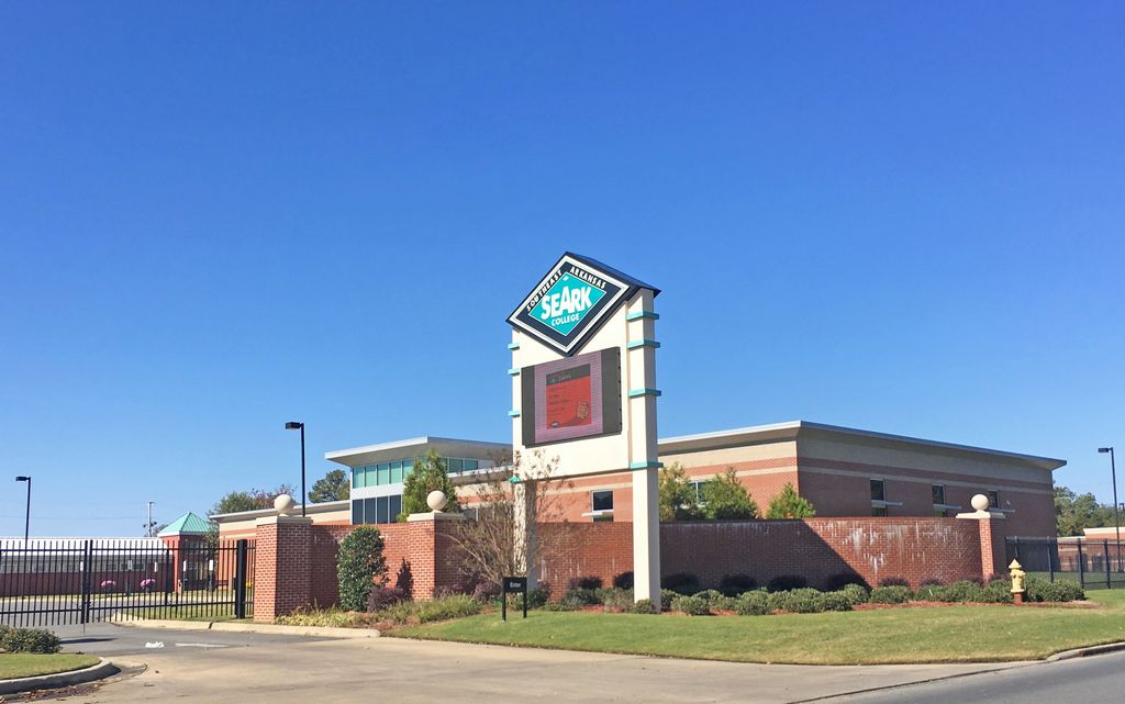 SEARK hosts town hall to discuss campus housing