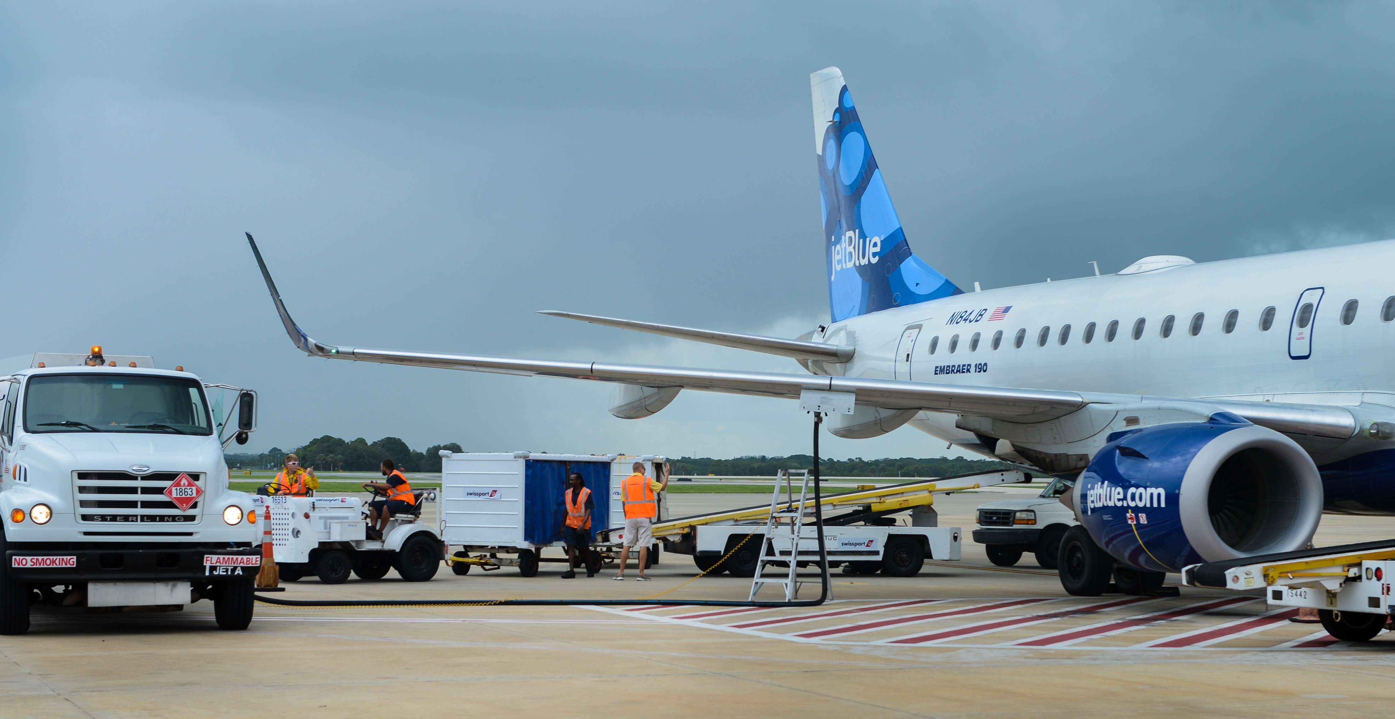 Jet Blue offering one-day sale for $99 or $79 flights to Florida