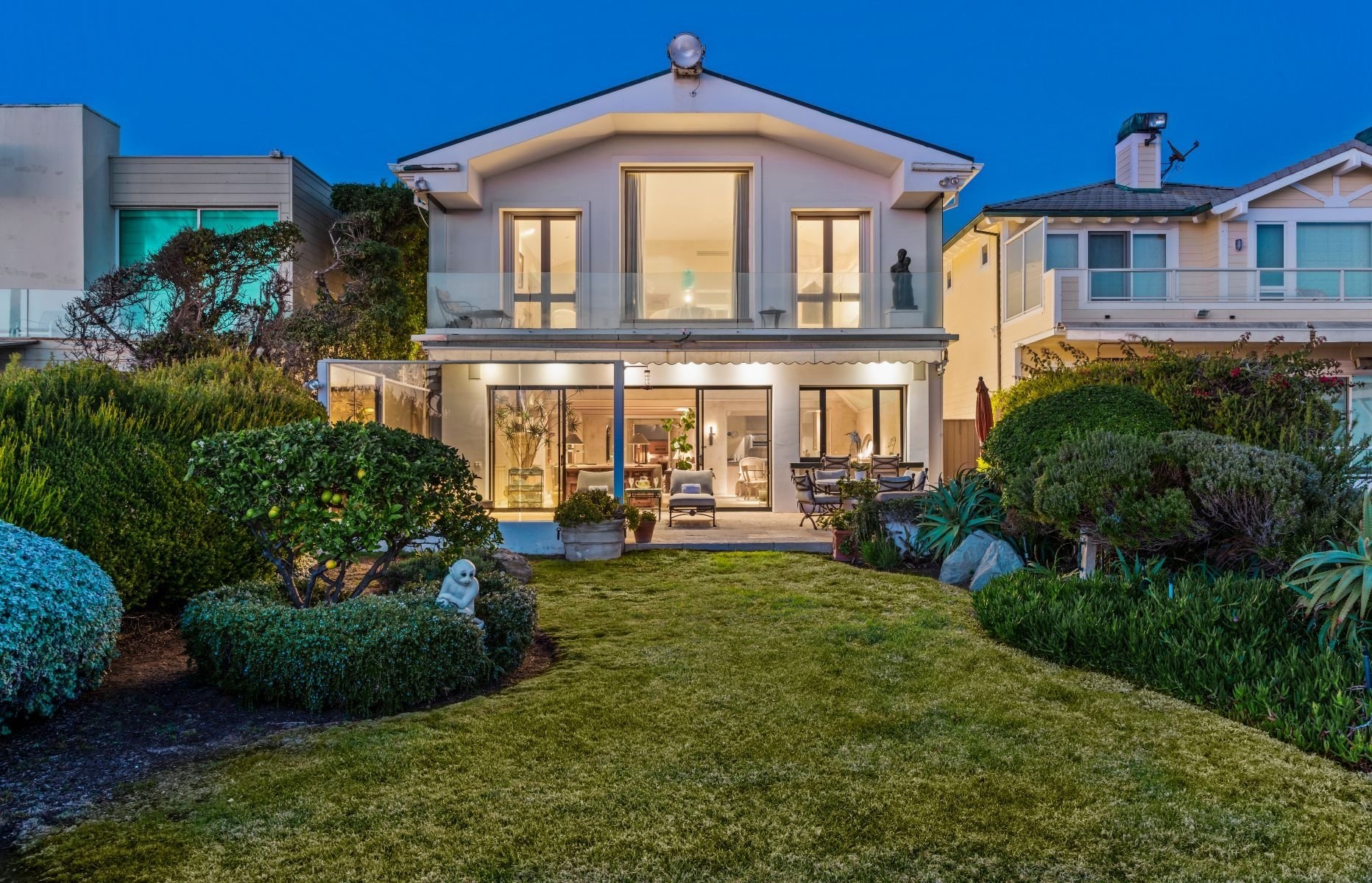Frank Sinatra’s former Malibu home on the market for $12.9 million