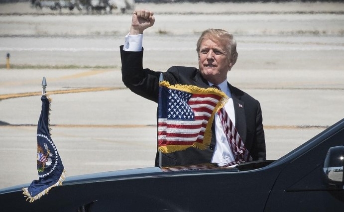 Trump plans 16-day holiday visit to Mar-a-Lago
