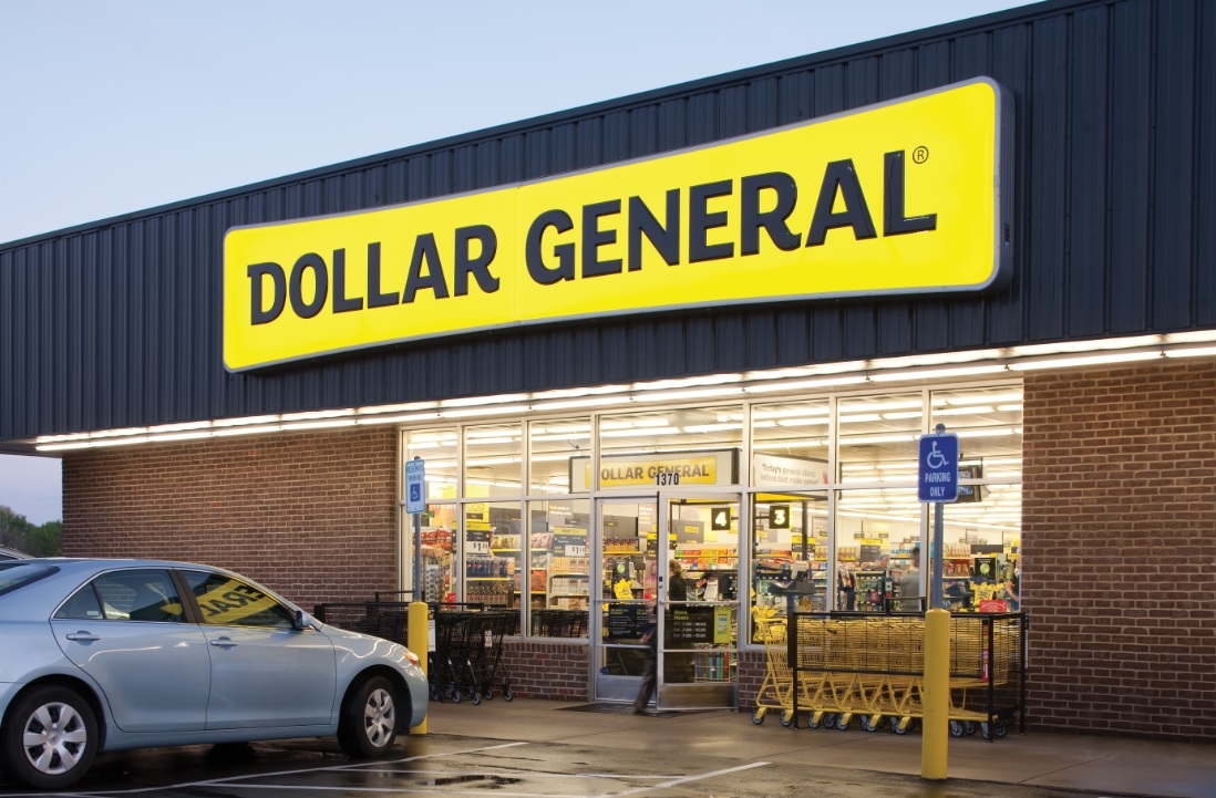 More Americans buy groceries at dollar stores than Whole Foods, report says