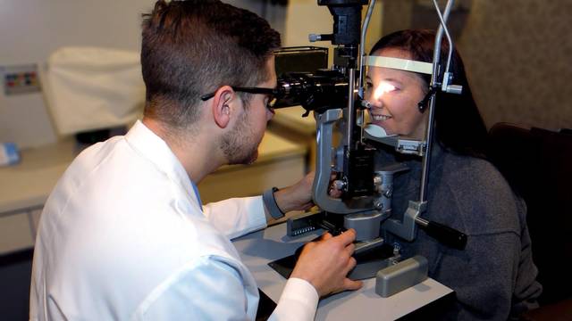 McFarland gives free glaucoma exams