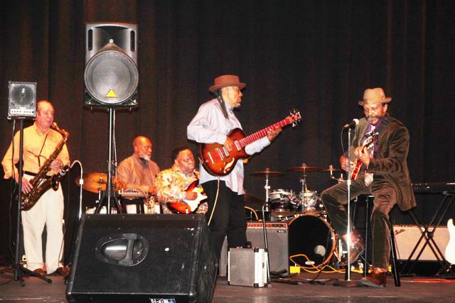 Arts & Science Center hosts Crossroad Festival