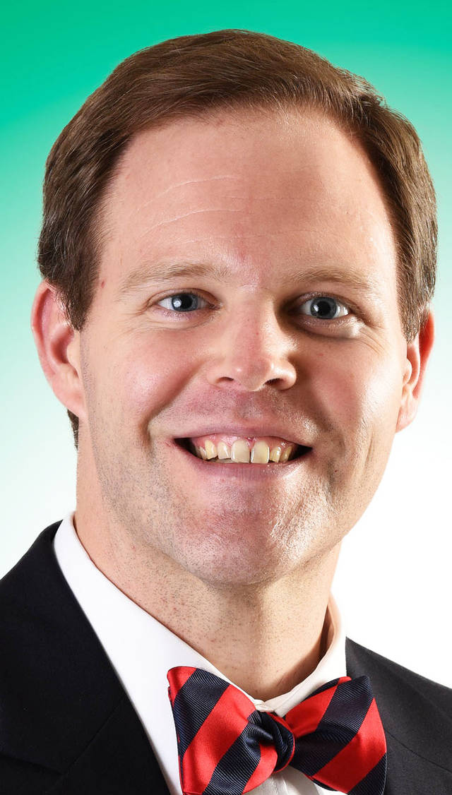 Governor appoints UAM official to panel