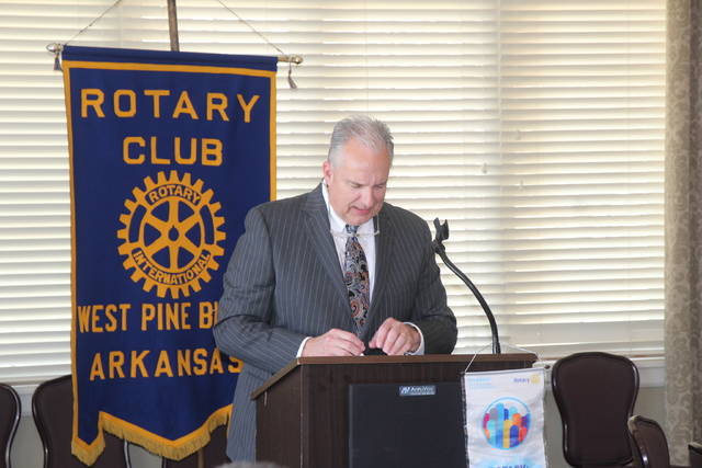 State treasurer touts college savings program