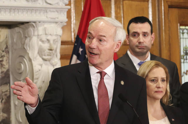 Analysis: Government reorganization push faces pitfalls