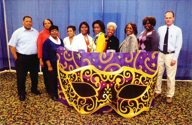 Fashion show to benefit Single Parent Scholarship Fund