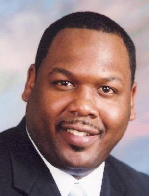 MLK commission director to receive award