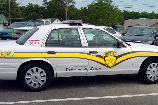 Quorum Court approves appropriation to pay deputies
