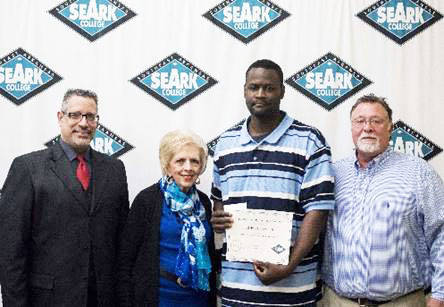 SEARK honors Hampton