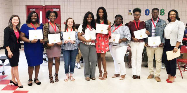 Young Professionals honor Dollarway Arkansas Scholars