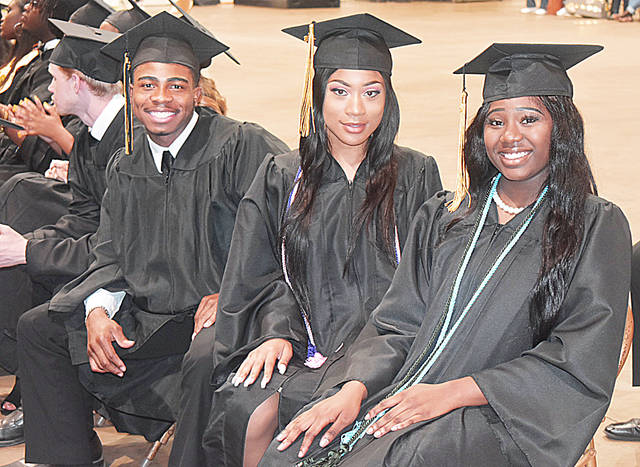 Dollarway, WCHS seniors graduate Tuesday night