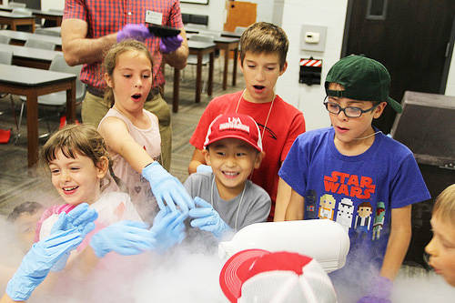 U of A scientists warn against using liquid nitrogen with kids’ foods