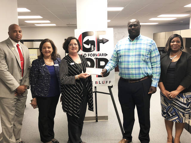 Entergy Arkansas awards Go Forward Pine Bluff $25,000