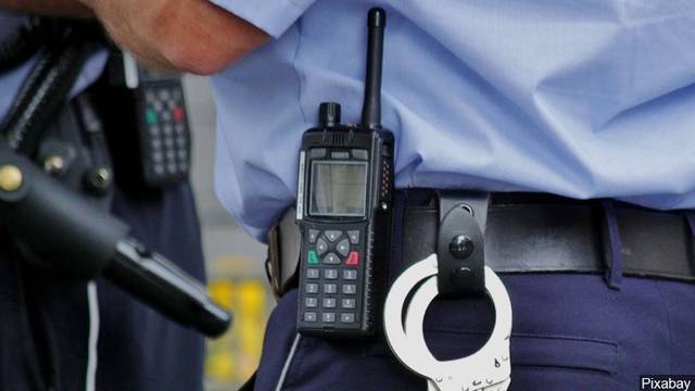 Council approves getting bank loan for PD, FD radios