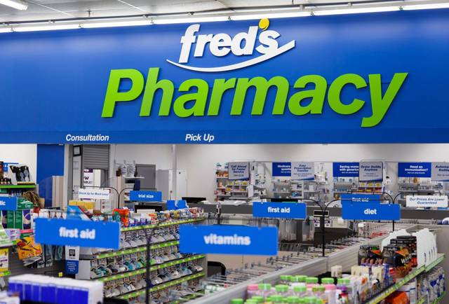 Walgreens to purchase pharmacy files of 185 Fred’s stores