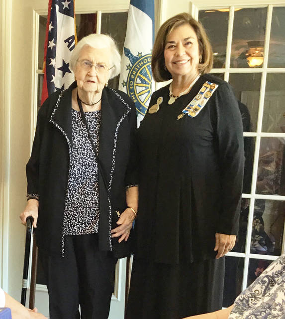 Pine Bluff-John McAlmont DAR meets, greets newly installed member