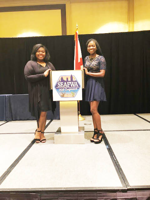 2 UAPB students receive awards at Fish and Wildlife conference