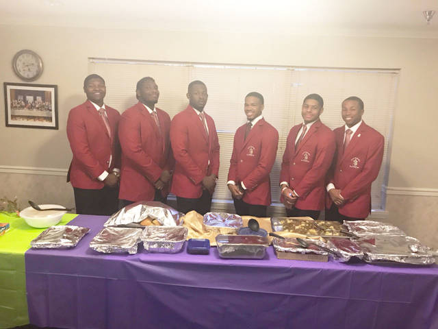 Kappas assist Whispering Knoll