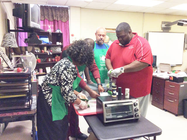 Wellness committee reviews healthy cooking, eating