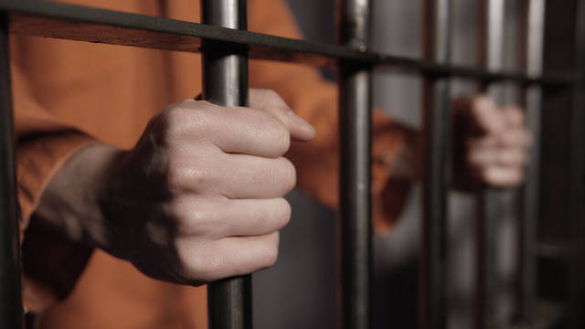 Jail deputies to receive paychecks after state funds arrive
