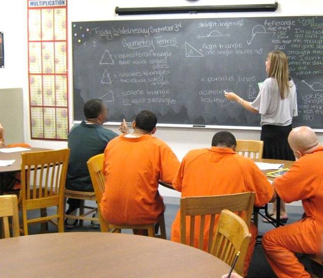 Arkansas program allows inmates to receive degrees