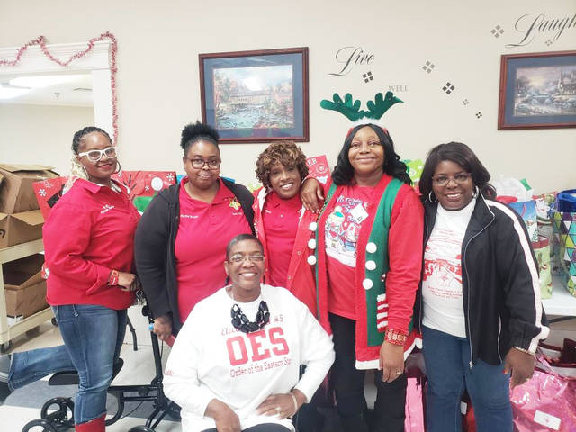 OES Electa #5 donates to Davis East