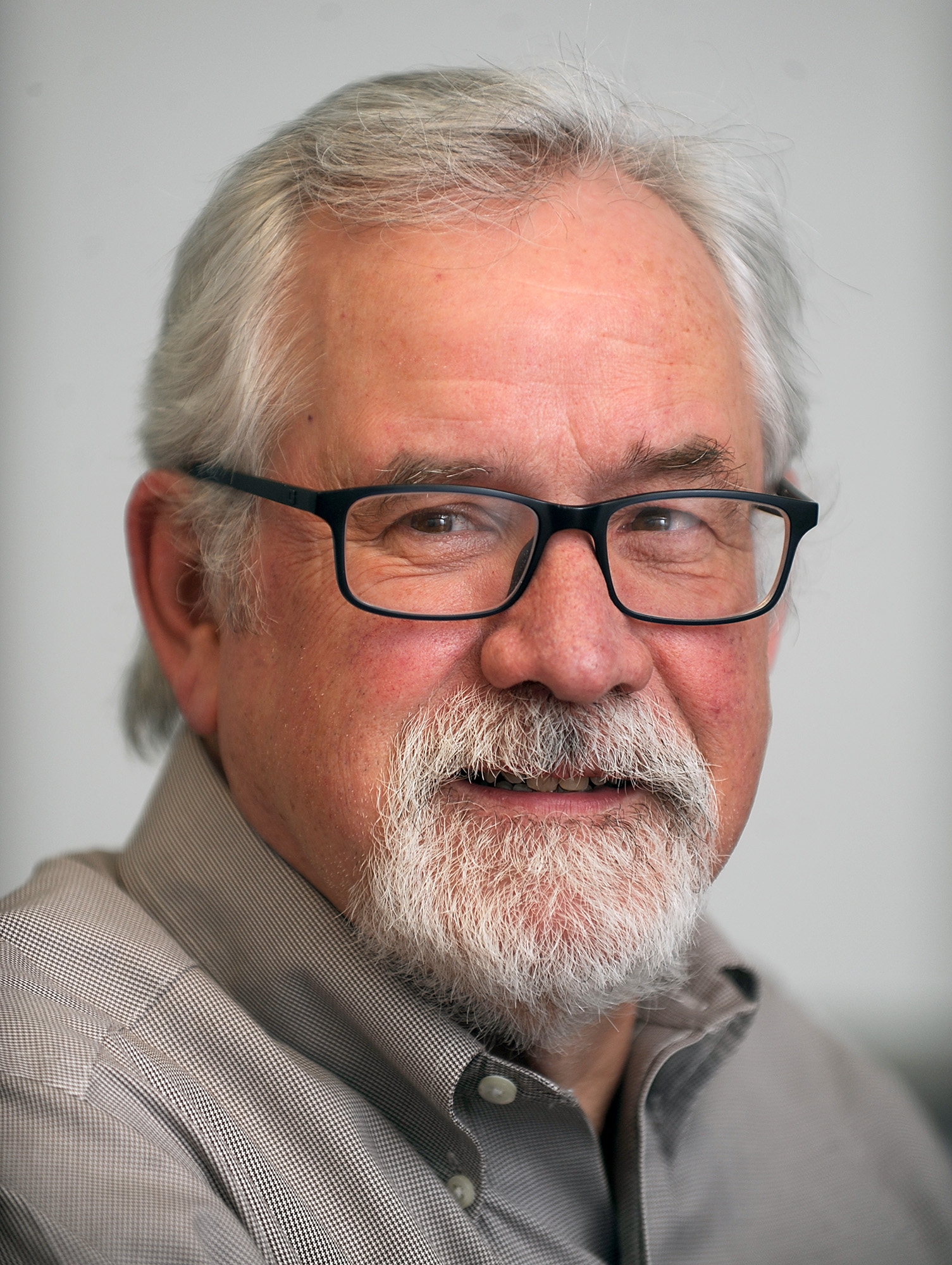 On the Road with Rick Holmes: Trouble at the Red Hen