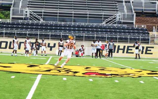 UAPB football has healthy QB competition