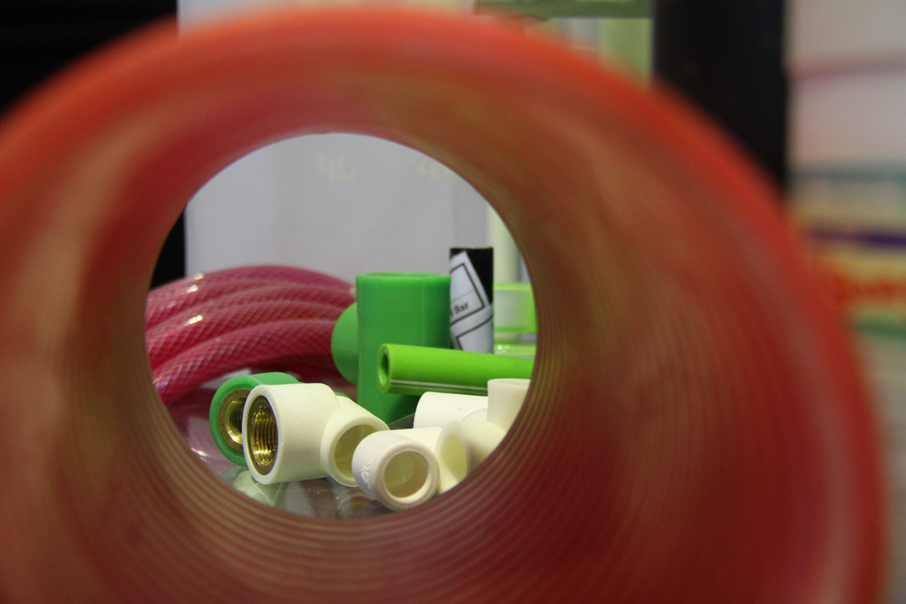 Networx: Pick your plastic plumbing pipe: PEX vs. PVC