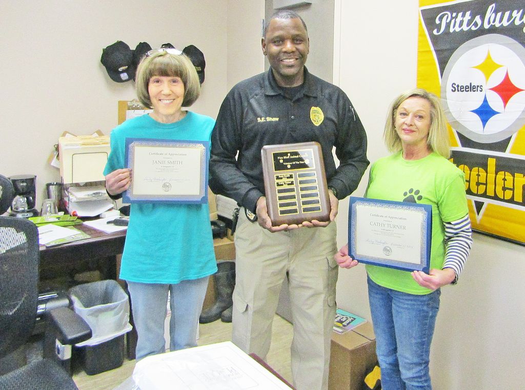 PB animal shelter honors volunteers for service