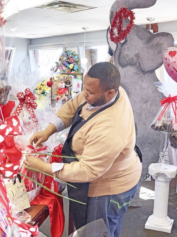 Local merchants, residents enjoy Valentine’s Day 2019