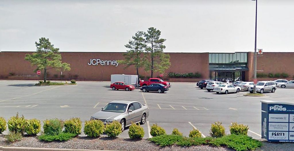 Penney’s at Pines Mall shuttering
