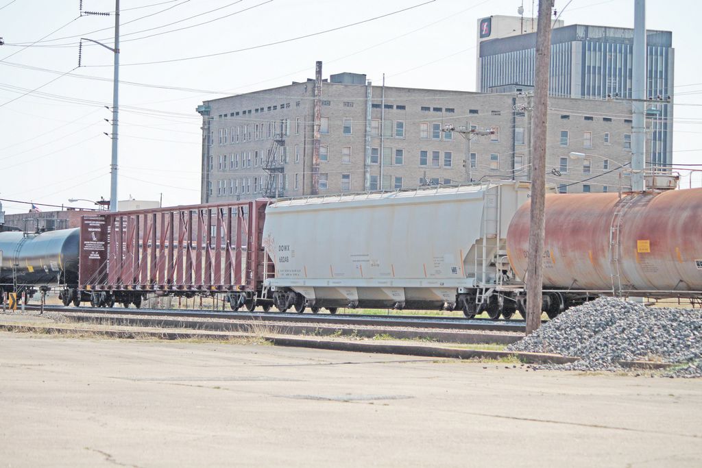 Railroad union critical of UP’s streamlining, layoffs