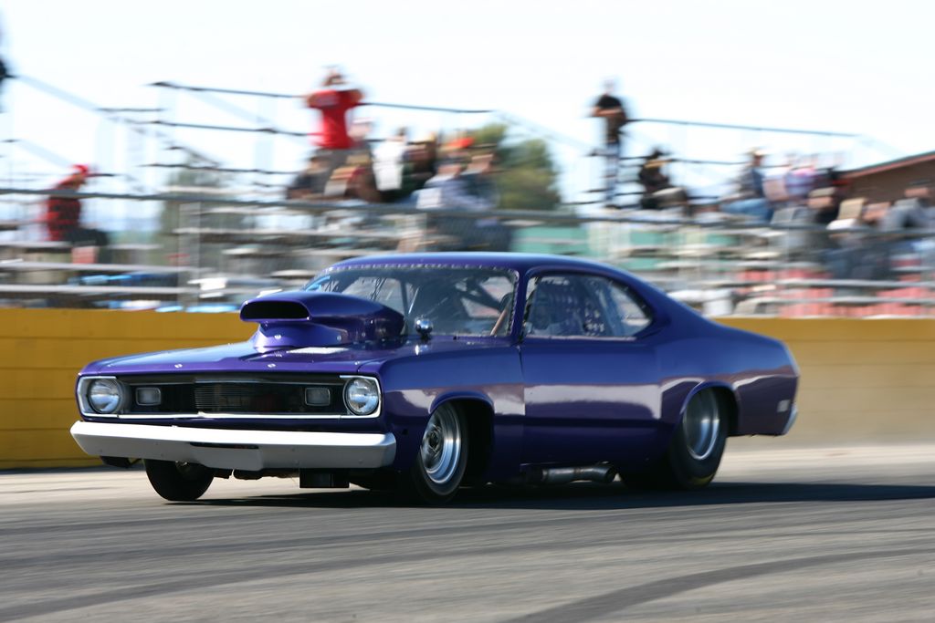 City officials discuss race track proposal