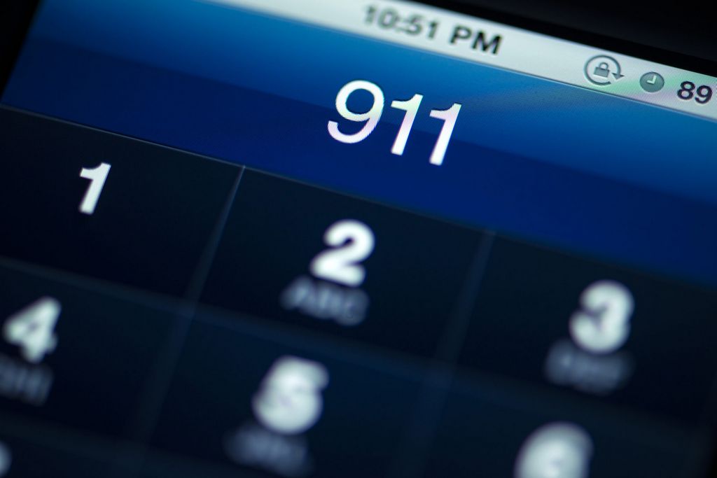 911 tapes paint picture of Grant Co. standoff